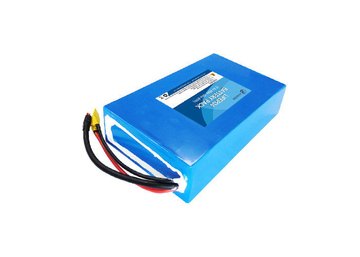 Tuổi thọ dài Pin năng lượng mặt trời LiFePO4 66Ah 12V Li Ion Pack hoạt động với bộ chuyển đổi DC